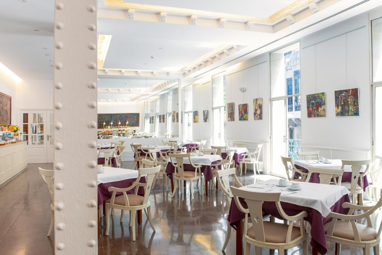 Gaudi Hotel Barcelona Ngoại thất bức ảnh