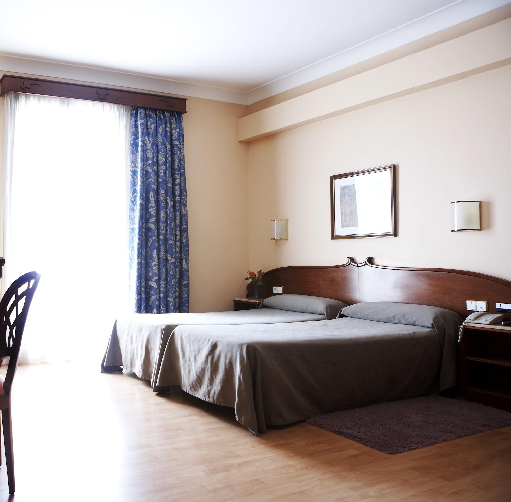 Gaudi Hotel Barcelona Ngoại thất bức ảnh