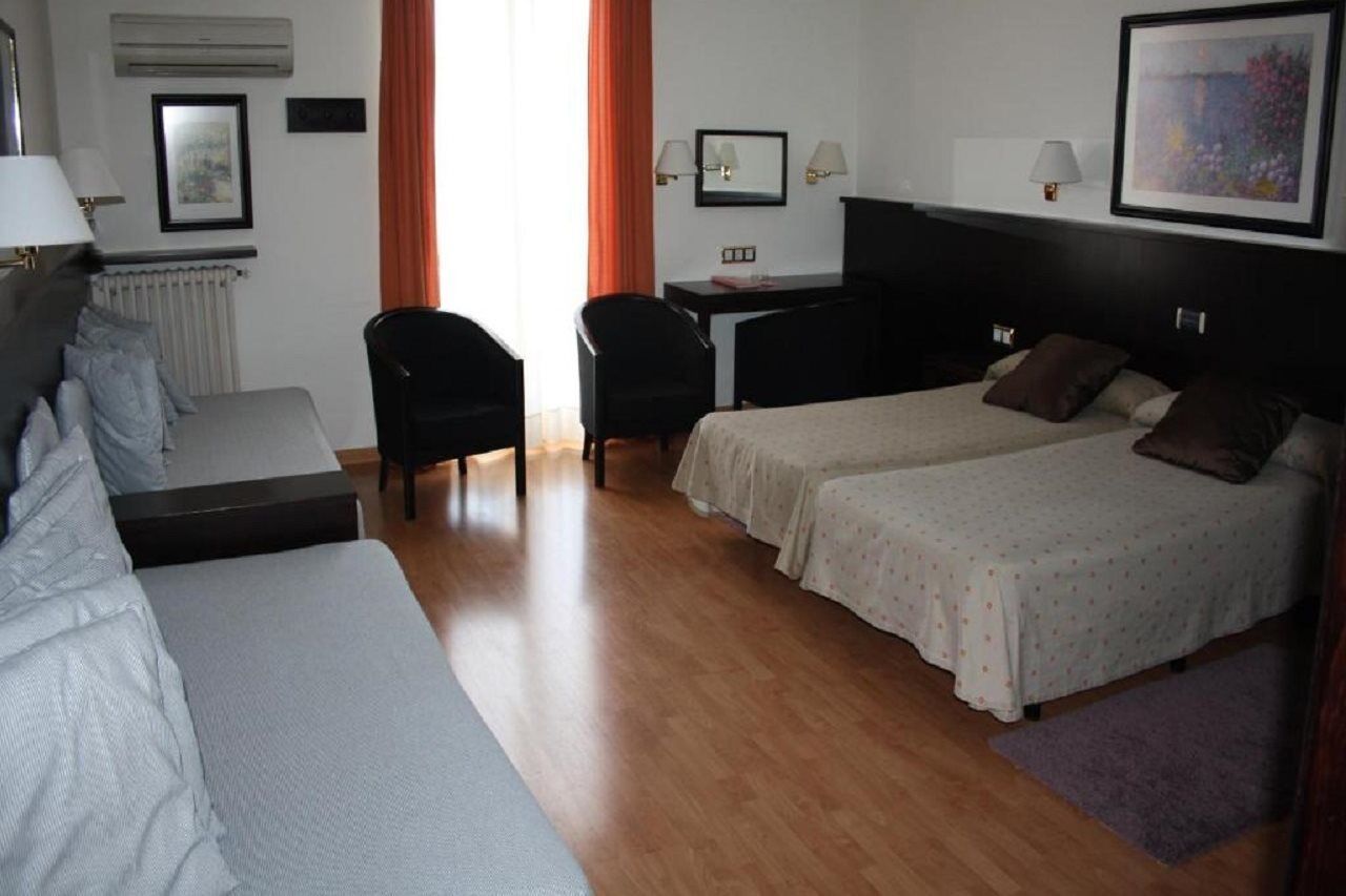 Gaudi Hotel Barcelona Ngoại thất bức ảnh