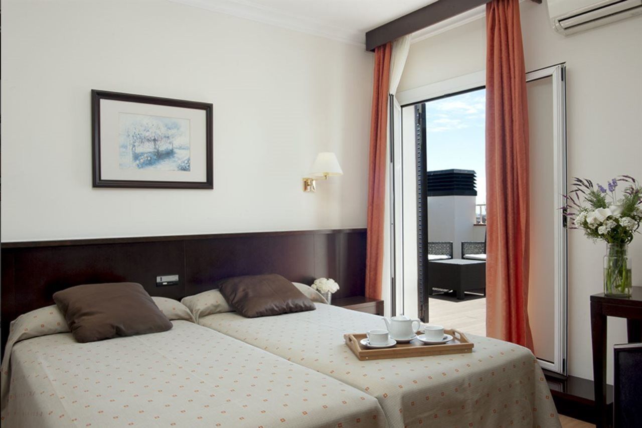 Gaudi Hotel Barcelona Ngoại thất bức ảnh